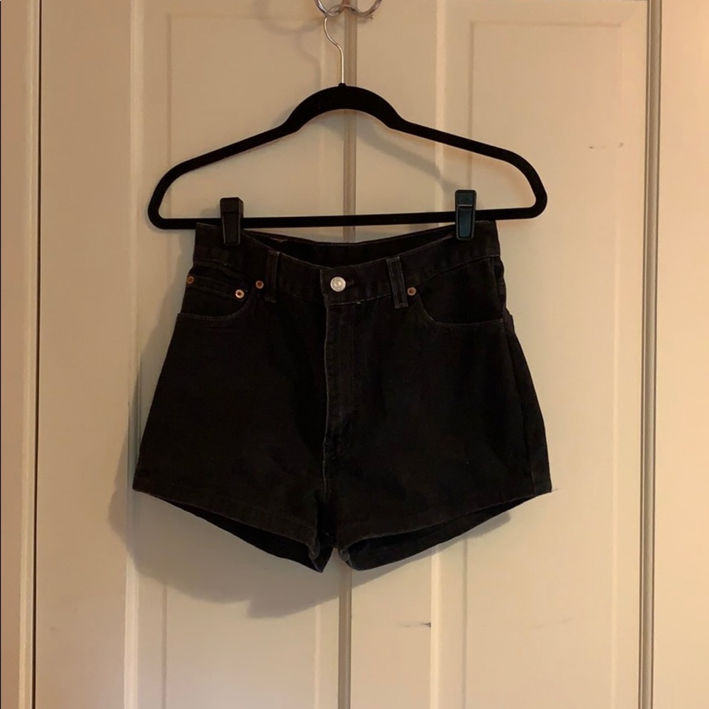 Black High Waisted Levi Jean Shorts